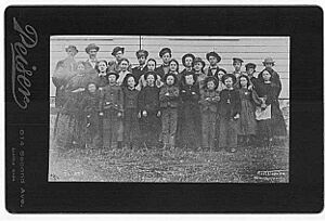 Archivo:Territorial University students, Seattle, 1864 (PEISER 89)