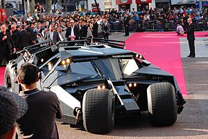 Archivo:The Dark Knight Tumbler at European Premiere (cropped)