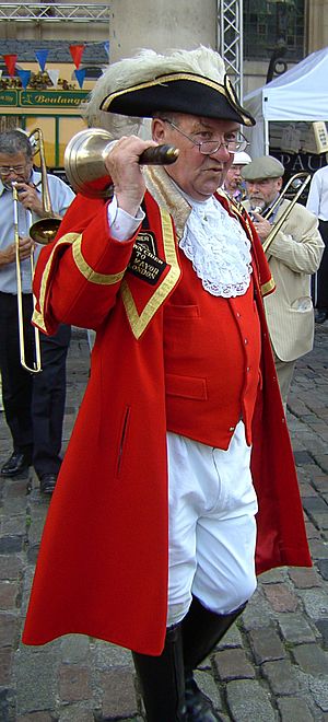 Archivo:Town crier Peter Moore