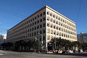 Archivo:Twitter headquarters, San Francisco