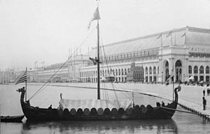 Archivo:Viking, replica of the Gokstad Viking ship, at the Chicago World Fair 1893