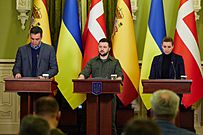 Volodymyr Zelenskyy, Pedro Sánchez and Mette Frederiksen in Kyiv 20220421 (24)