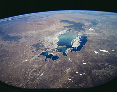 AralSea(1997) NASA STS085-503-119