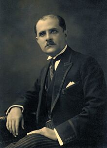 Dr. Luis Antonio Eguiguren.jpg
