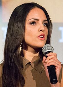 Eiza Gonzalez (cropped).jpg