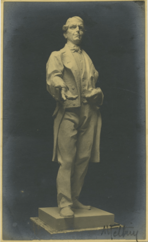 Archivo:Escultura de Rocafuerte