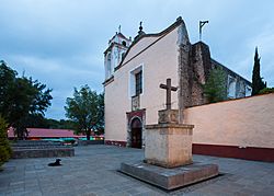Archivo:Iglesia de San Juan Bautista, Huasca de Ocampo, Hidalgo, México, 2013-10-10, DD 03