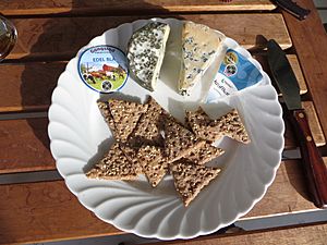 Archivo:Kraftkar and Edel Bla