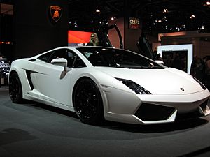 Archivo:Lamborghini Gallardo LP560-4 (Front-Right)