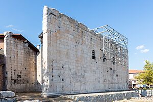Archivo:Monumento de Ancira, Ankara, Turquía, 2024-10-03, DD 48