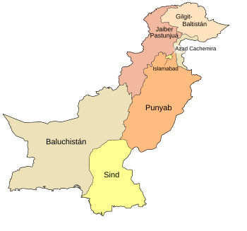 Archivo:Provinces and territories of Pakistan named es (2018)