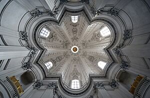 Archivo:Sant'Ivo alla Sapienza (Roma) - Dome interior