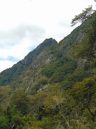 Sierra Santo Domingo Chile.jpg