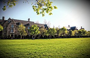 Archivo:South Quad, University of Notre Dame