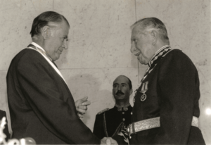 Archivo:Transmision de mando Aylwin-Pinochet