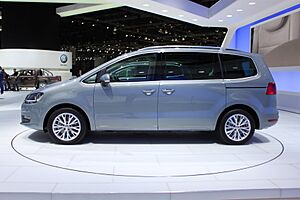 Archivo:VW Sharan (3)