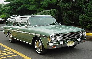 Archivo:1964 Rambler Classic 770 wagon-green
