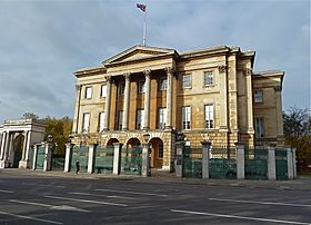 Apsley House - geograph.org.uk - 3763141.jpg