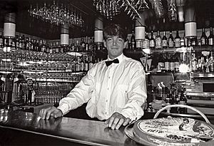 Archivo:Bartender - Malmö-1992
