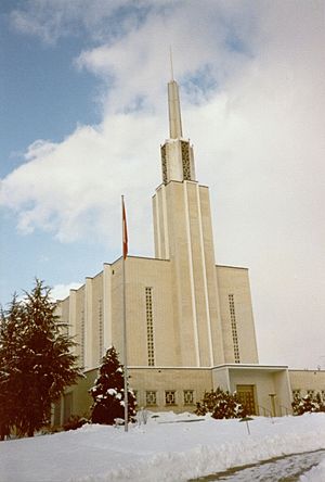 Archivo:Bern Tempel 20 Jan 1981