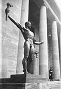 Bundesarchiv Bild 183-H27141, Berlin, Neue Reichskanzlei, Statue "Partei"