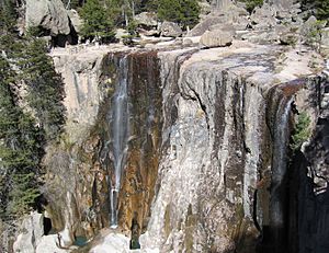 Archivo:Cascada de Cusárare1