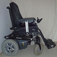 Archivo:Electric-powered wheelchair Belize1