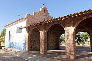 Archivo:Ermita de San Isidro - El Provencio