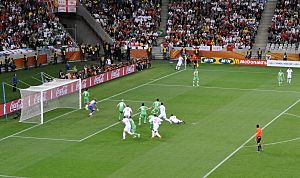 Archivo:FIFA World Cup 2010 England Algeria