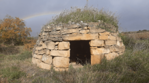 Archivo:Guardaviñas en Elvillar 2