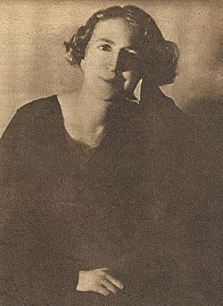 Inés Echeverría de Larrain en 1930.jpeg