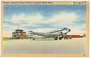 Martha's Vineyard Airport, Martha's Vineyard Island, Mass (77450).jpg