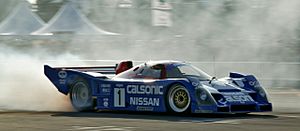 Archivo:Nissan R91CP 001