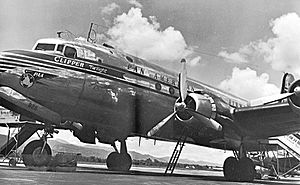 Archivo:Pan Am DC4 Cipper