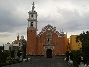 Archivo:Parroquia de Tlaxcalancingo