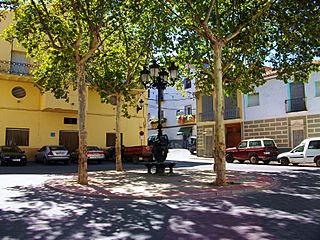 Plaça del Mesón de Soneixa, Alt Palància.JPG