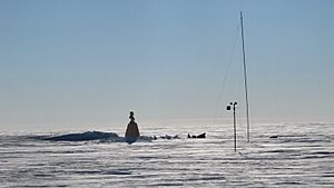 Archivo:Southern Pole of Inaccessibility Henry Cookson team n2i