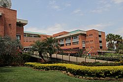 Archivo:Universidad Autónoma de Occidente, Cali, Colombia (campus)
