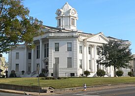Vernon Parish courthouse from SW 1.jpg