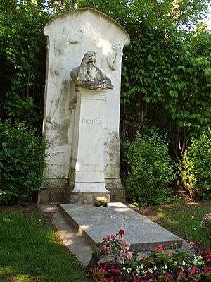 Archivo:Zentralfriedhof Vienna - Brahms