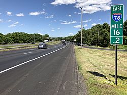 2018-06-14 14 42 06 View east along Interstate 78 and U.S. Route 22 (Phillipsburg-Newark Expressway) just east of Exit 15 in Franklin Township, Hunterdon County, New Jersey.jpg