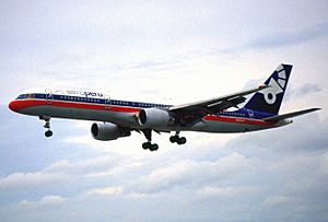 Archivo:8hm - Aero Peru Boeing 757-2Q8; N809AM@MIA;24.01.1998 (5256666373)
