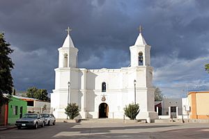Aconchi Sonora Templo de San Pedro.jpg