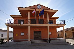 Archivo:Alconada, Ayuntamiento