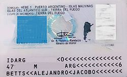 Archivo:Argentine identity card of Alejandro Betts