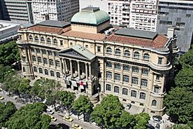 Archivo:Biblioteca nacional rio janeiro