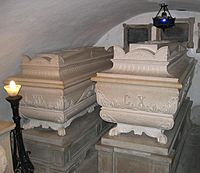 Archivo:Bourbonska grobnica NG6