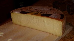 Archivo:Bra Duro cheese