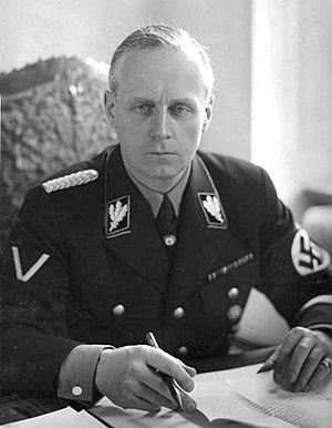 Bundesarchiv Bild 183-H04810, Joachim von Ribbentrop.jpg