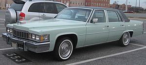 Archivo:Cadillac Sedan de Ville